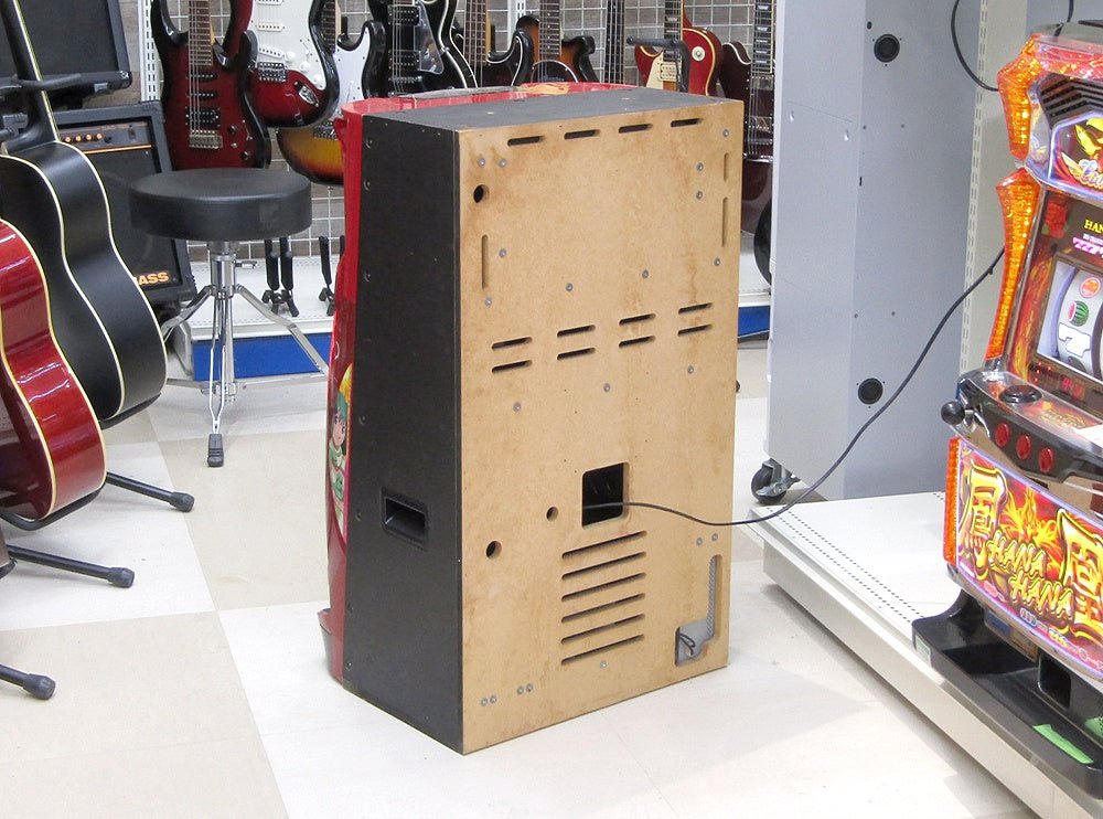 パチスロ実機 マクロスフロンティア～はじまりの歌、銀河へ響け コイン不要機付 100V対応 ボリューム調整有 SANKYO/三共 - 安心保証・業界最安値の販売 福助