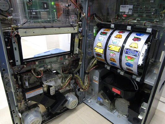 パチスロ実機 高砂 スカイガールズ～ゼロ、ふたたび～ コイン機 100V対応 Vol調節有 - 電動工具・楽器・ブランド・住設家電も総合リユース｜リサイクルショップ福助