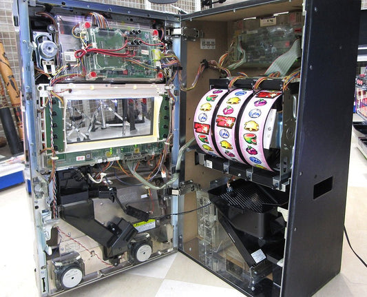 パチスロ実機 サミー サクラ大戦3 ～巴里は燃えているか～ コイン不要機搭載 100V対応 Vol調節有 スロット - 電動工具・楽器・ブランド・住設家電も総合リユース｜リサイクルショップ福助