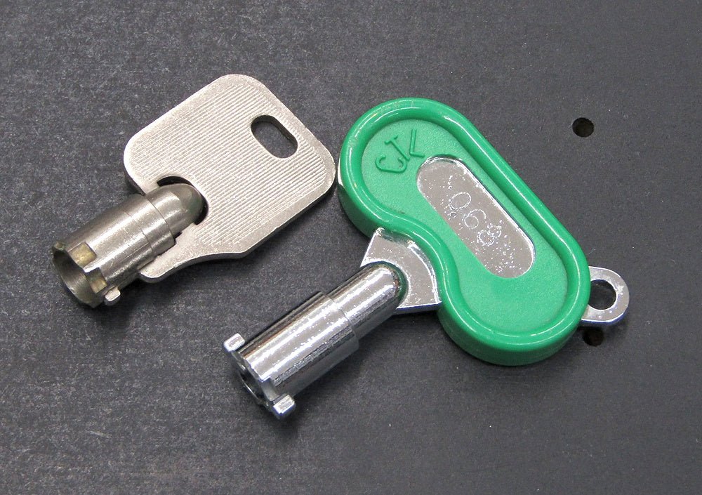 パチスロ実機 サミー サクラ大戦3 ～巴里は燃えているか～ コイン不要機搭載 100V対応 Vol調節有 スロット - 安心保証・業界最安値の販売 福助