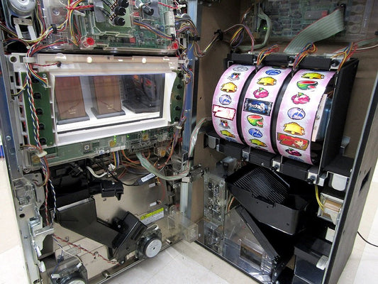 パチスロ実機 サミー サクラ大戦3 ～巴里は燃えているか～ コイン不要機搭載 100V対応 Vol調節有 スロット - 安心保証・業界最安値の販売 福助