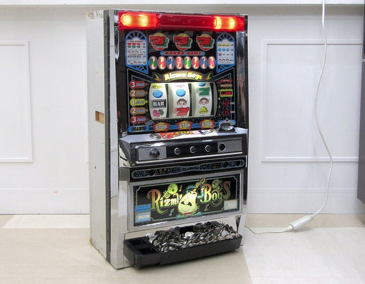 パチスロ実機 大東音響 リズムボーイズ 設定キー有り/ドアキー無し/コイン付き レトロ スロット 4号機 - 電動工具・楽器・ブランド・住設家電も総合リユース｜リサイクルショップ福助