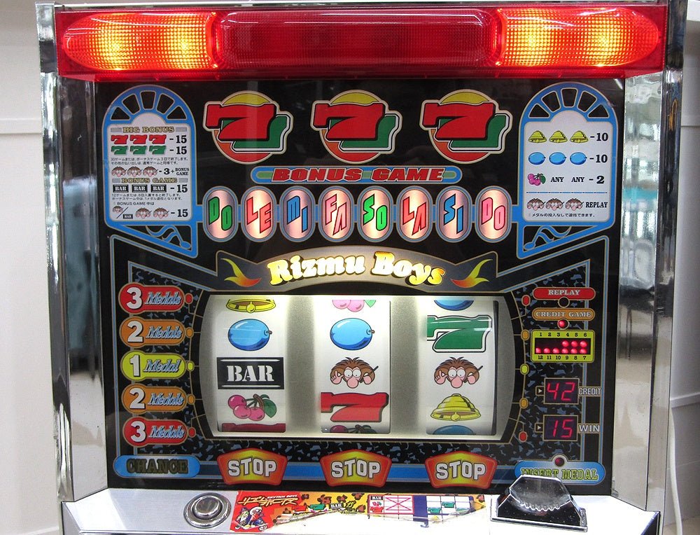 パチスロ実機 大東音響 リズムボーイズ 設定キー有り/ドアキー無し/コイン付き レトロ スロット 4号機 - 電動工具・楽器・ブランド・住設家電も総合リユース｜リサイクルショップ福助