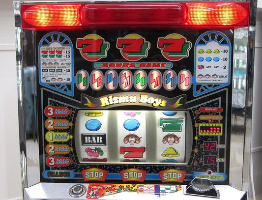 パチスロ実機 大東音響 リズムボーイズ 設定キー有り/ドアキー無し/コイン付き レトロ スロット 4号機 - 電動工具・楽器・ブランド・住設家電も総合リユース｜リサイクルショップ福助