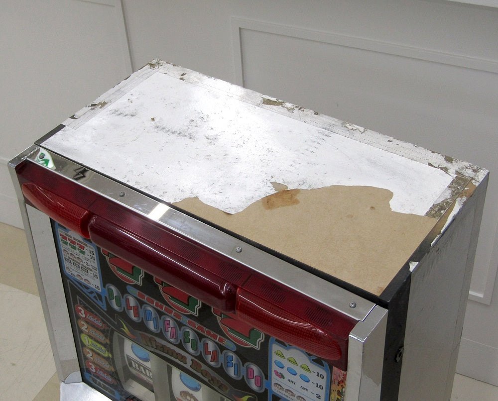 パチスロ実機 大東音響 リズムボーイズ 設定キー有り/ドアキー無し/コイン付き レトロ スロット 4号機 - 電動工具・楽器・ブランド・住設家電も総合リユース｜リサイクルショップ福助