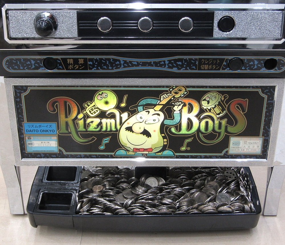パチスロ実機 大東音響 リズムボーイズ 設定キー有り/ドアキー無し/コイン付き レトロ スロット 4号機 - 電動工具・楽器・ブランド・住設家電も総合リユース｜リサイクルショップ福助