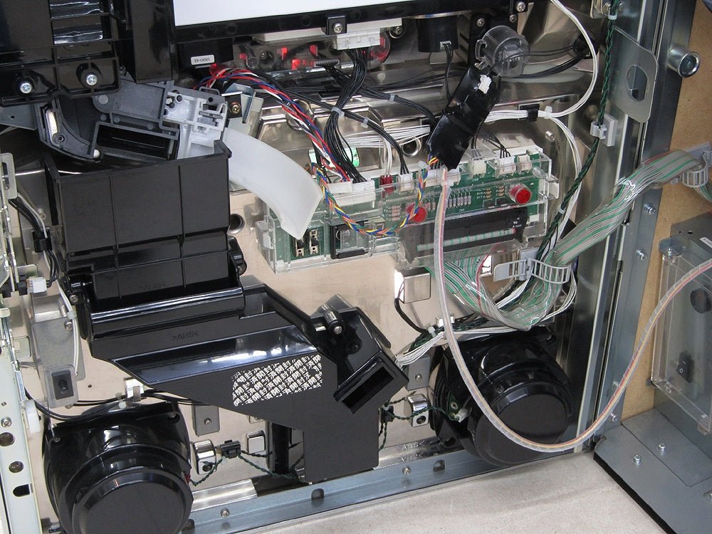 パチスロ実機 バイオハザード6 コイン不要機付き 家庭用電源対応 ボリューム調節有 スロット - 安心保証・業界最安値の販売 福助