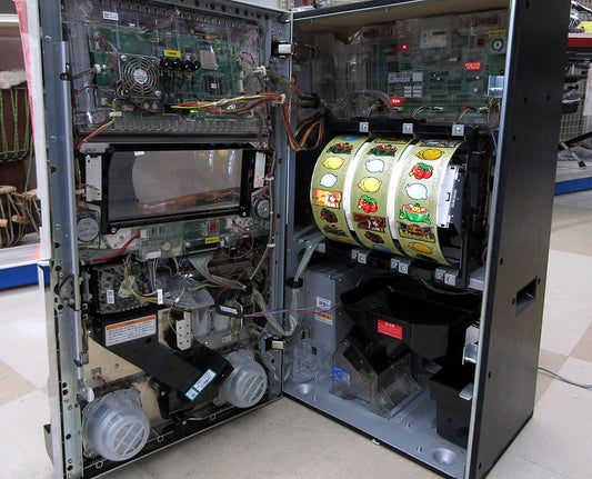 パチスロ実機 コナミアミューズメント マジカルハロウィン7 マジハロ 6号機 コイン不要機搭載 100V対応 Vol調節有 - 電動工具・楽器・ブランド・住設家電も総合リユース｜リサイクルショップ福助