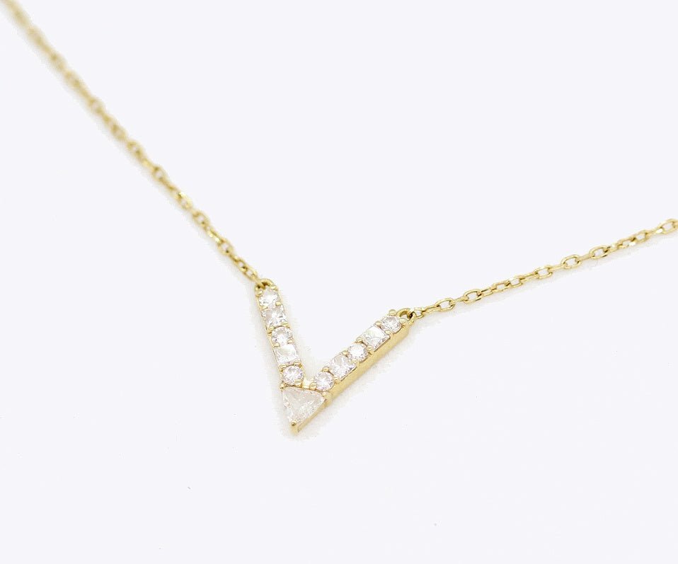 AHKAH(アーカー) 750(K18YG) ダイヤモンド Vチェーン ネックレス D0.12ct - 安心保証・業界最安値の販売 福助