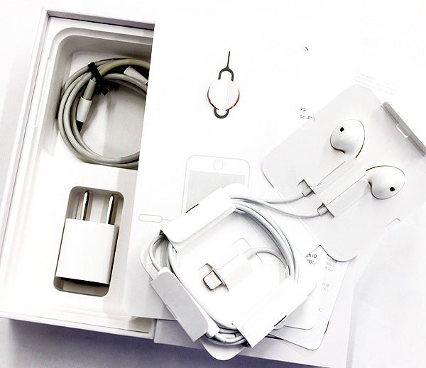 Apple(アップル) iPhone8 64GB シルバー MQ792J/A SIMフリー/au○判定 - 安心保証・業界最安値の販売 福助