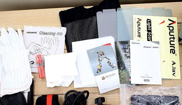 Aputure Amaran Tri - 8c 11.5インチ 撮影用LEDライト 超高輝度 2300K - 6800K 照明キット ワイヤレス 動作品 スタジオ機材 - 安心保証・業界最安値の販売 福助