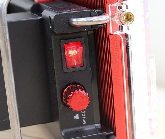 Aputure Amaran Tri - 8c 11.5インチ 撮影用LEDライト 超高輝度 2300K - 6800K 照明キット ワイヤレス 動作品 スタジオ機材 - 安心保証・業界最安値の販売 福助