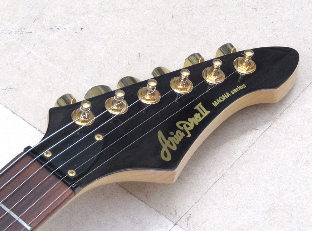 Aria ProⅡ MAGNA SERIES エレキギター SSH - 安心保証・業界最安値の販売 福助