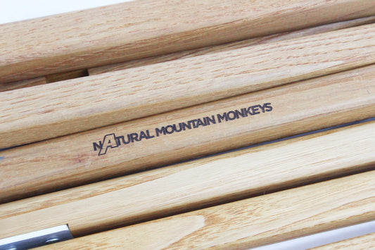 asimocrafts × NATURAL MOUNTAIN MONKEYS (ナチュラルマウンテンモンキーズ ) Little Cot (Walnut) ドッグコット&スツール - 安心保証・業界最安値の販売 福助