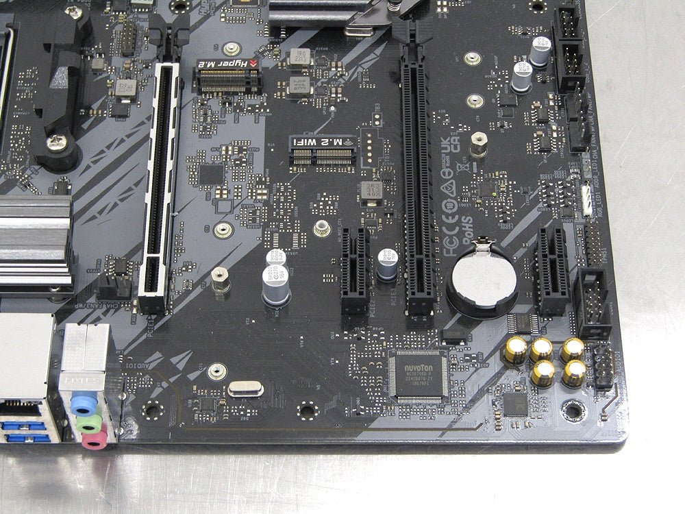 ASRock AMD Ryzen 3000シリーズ (Soket AM4)対応 B550チップセット搭載 ATX マザーボード B550 Phantom Gaming 4 - 安心保証・業界最安値の販売 福助