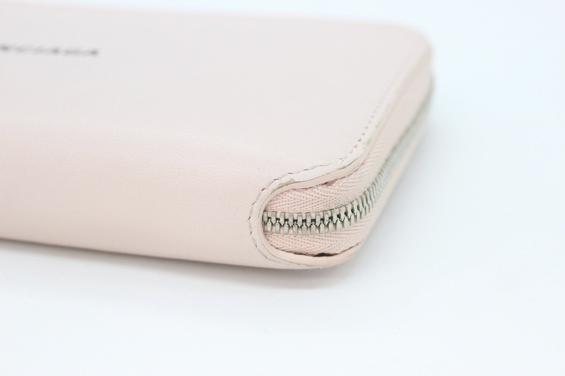 BALENCIAGA(バレンシアガ) ラウンドファスナー長財布 594290 ジップウォレット レザー パステルピンク ロゴ - 安心保証・業界最安値の販売 福助