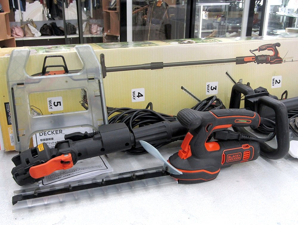 BLACK＆DECKER ブラック＆デッカー GPSH1000コード式5in1ポールヘッジ&芝生バリカン - 電動工具・楽器・ブランド・住設家電も総合リユース｜リサイクルショップ福助
