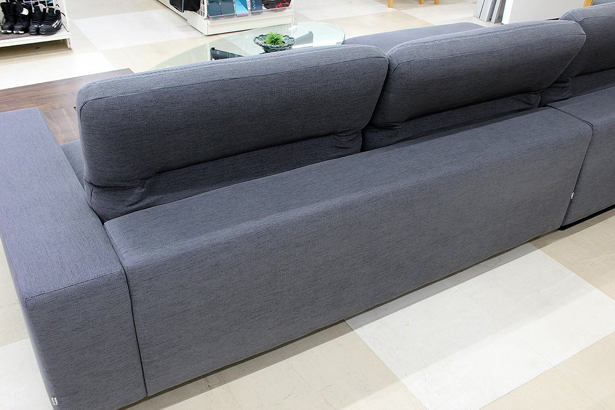 BoConcept(ボーコンセプト) Hamptn ハンプトン 3人掛けカウチソファ アジャスタブルバック&ライトサイド レスティングユニット付き - 安心保証・業界最安値の販売 福助