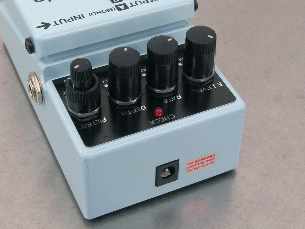 BOSS ボス エフェクター Chorus Ensemble CE - 5 コーラス/アンサンブル - 安心保証・業界最安値の販売 福助