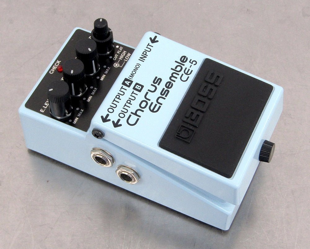 BOSS ボス エフェクター Chorus Ensemble CE - 5 コーラス/アンサンブル - 安心保証・業界最安値の販売 福助