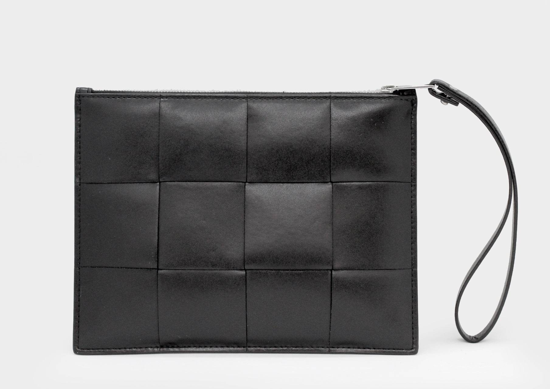 BOTTEGA VENETA (ボッテガヴェネタ) クラッチバッグ カーフレザー ビルポーチ イントレチャート 690599 - VBWD3 - 8803 セカンドバッグ - 安心保証・業界最安値の販売 福助