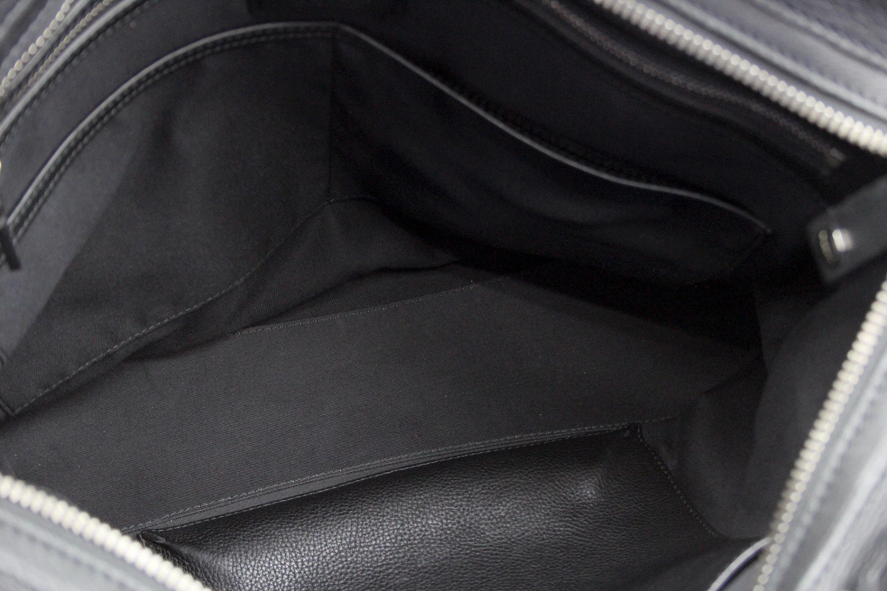 BVLGARI(ブルガリ) オクト 284682 レザー トートバッグ ショルダーストラップ付属 メンズ ブラック - 安心保証・業界最安値の販売 福助