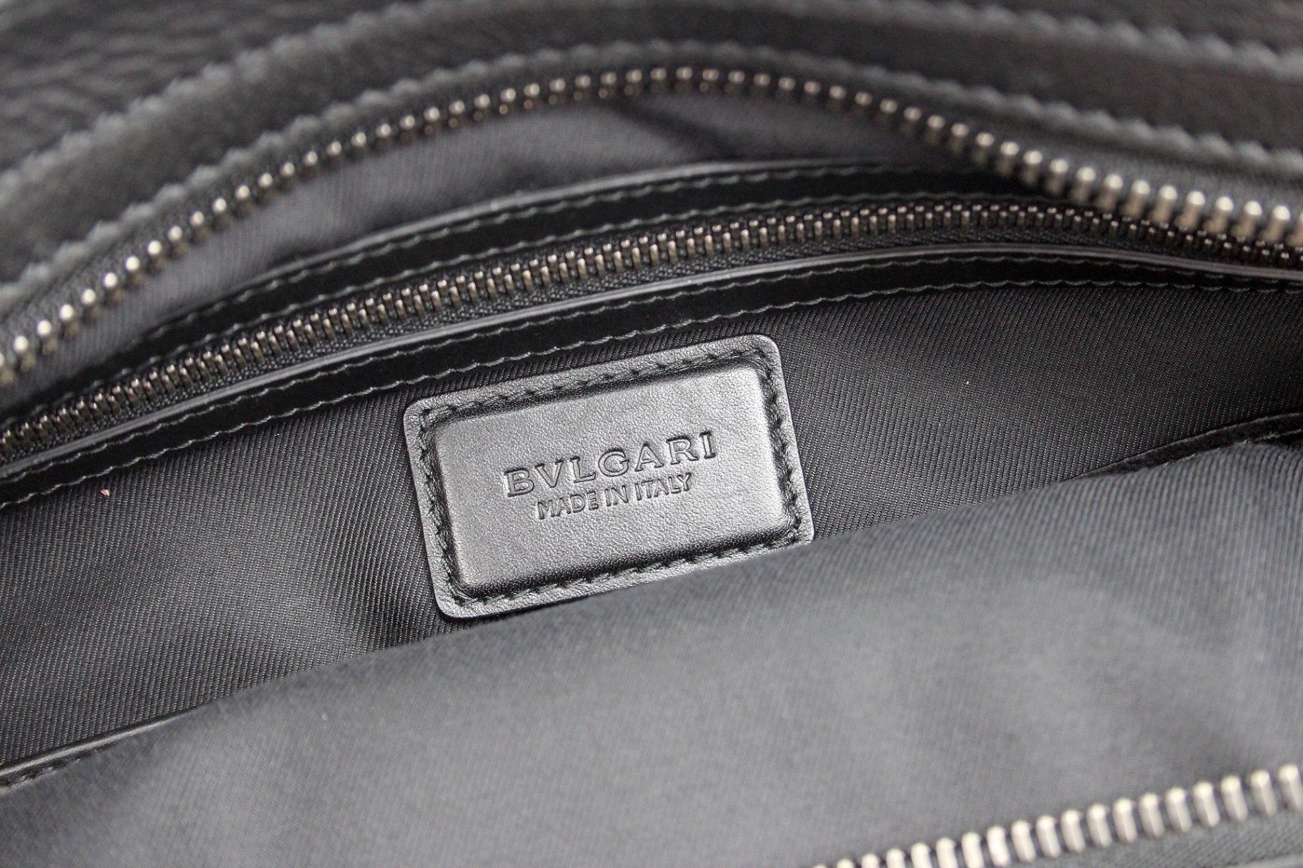 BVLGARI(ブルガリ) オクト 284682 レザー トートバッグ ショルダーストラップ付属 メンズ ブラック - 安心保証・業界最安値の販売 福助