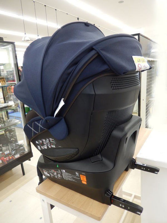 CARMATE/カーメイト エールベベ 回転型チャイルドシート クルット4i グランス【ISOFIX取付】 新生児から4歳用 BF883 - 安心保証・業界最安値の販売 福助