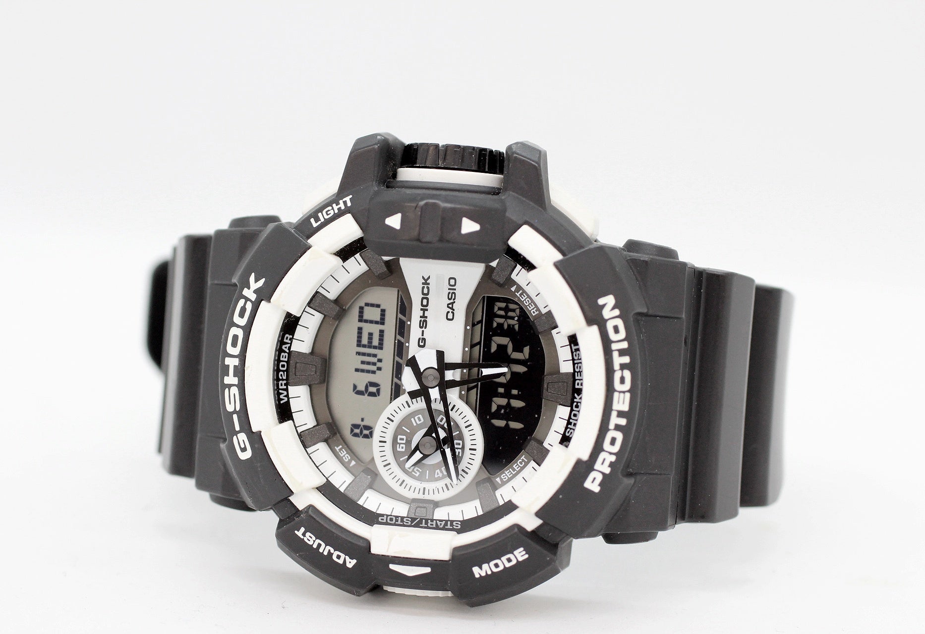CASIO(カシオ) G - SHOCK ANALOG - DIGITAL GA - 400SERIES GA - 400 - 1AJF Gショック ブラック×ホワイト - 安心保証・業界最安値の販売 福助