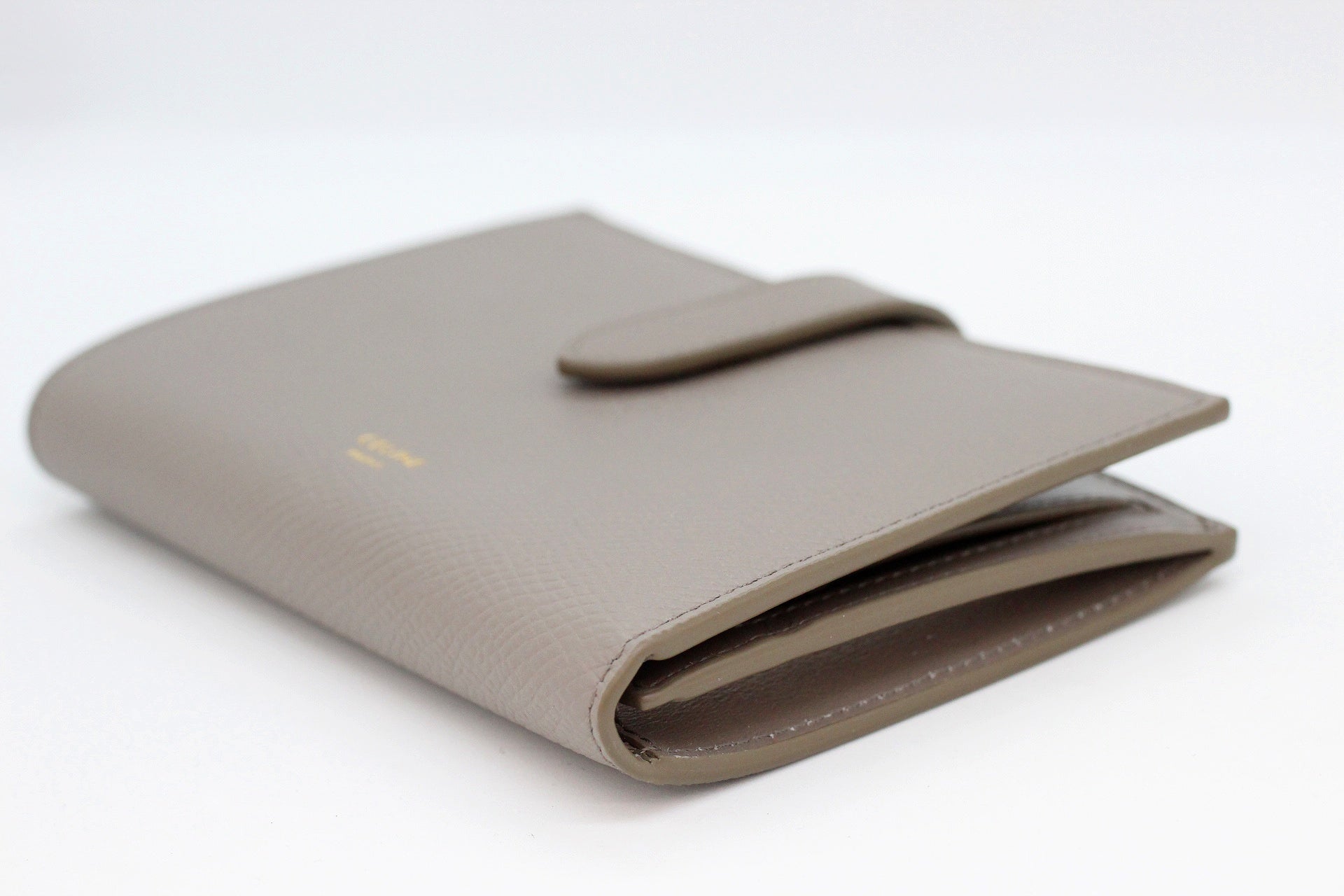 CELINE(セリーヌ) ミディアムストラップウォレット 二つ折り財布 グレー コンパクト - 安心保証・業界最安値の販売 福助