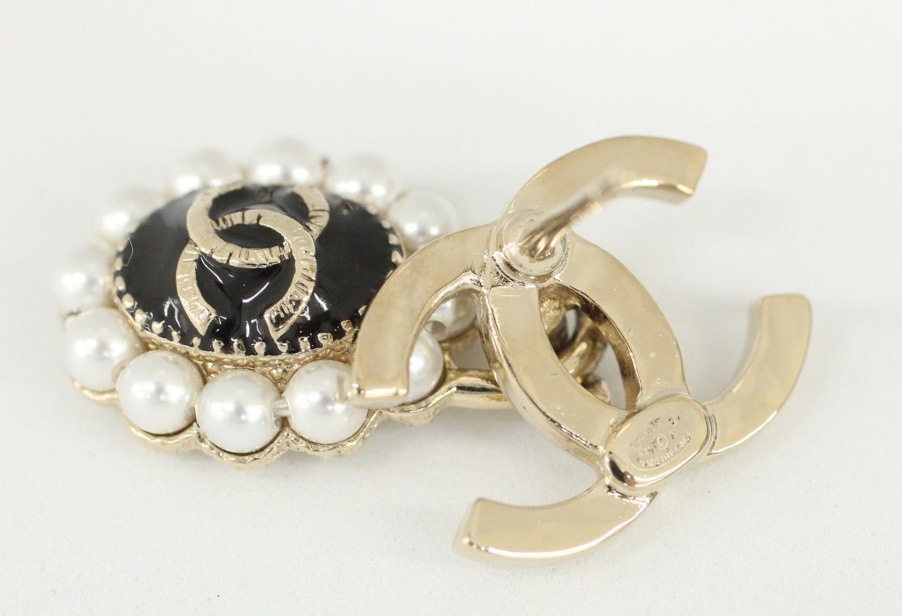 CHANEL(シャネル) ピアス ココマーク フェイクパール A21A 2021 オータムライン - 安心保証・業界最安値の販売 福助