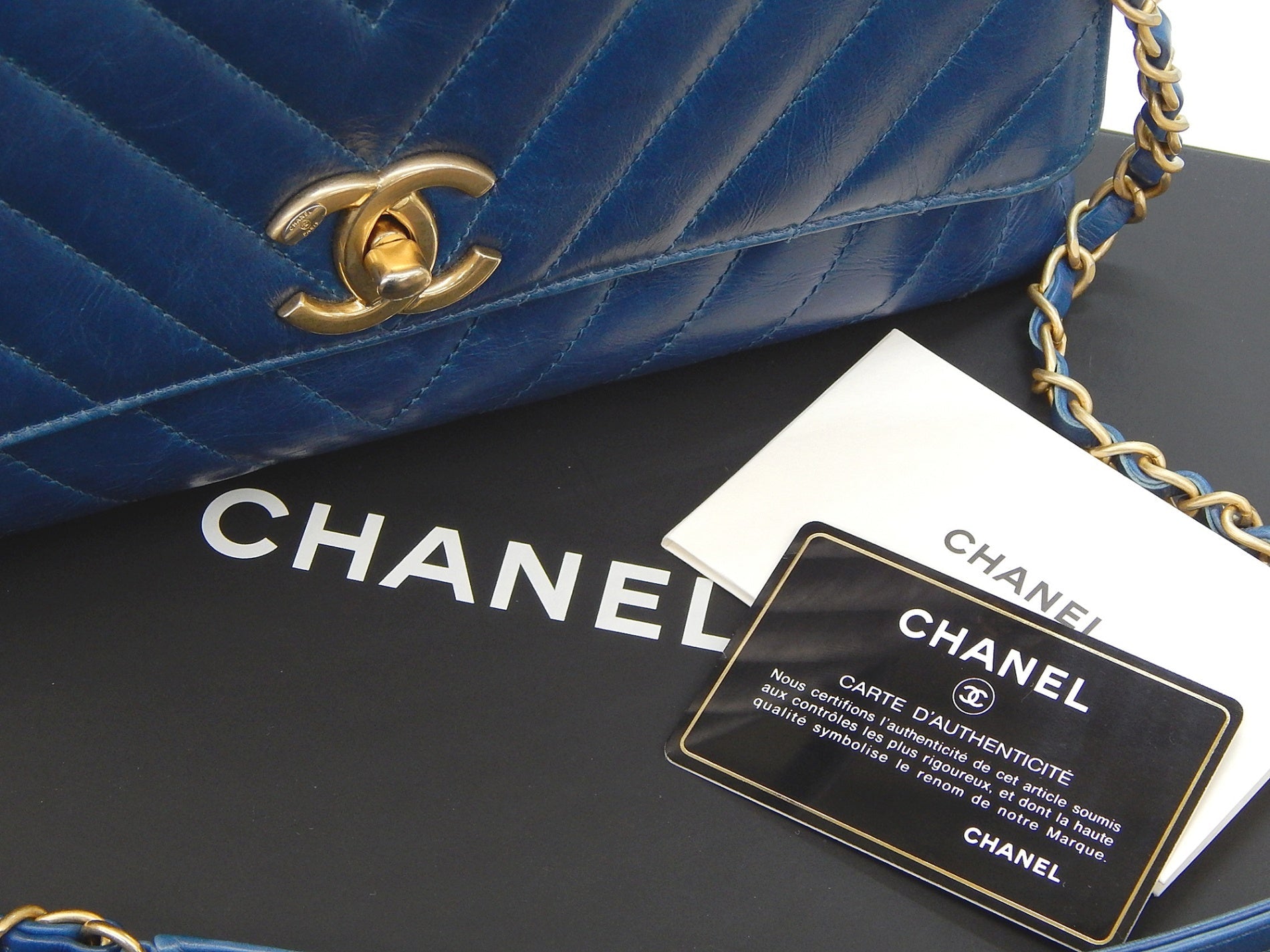 CHANEL(シャネル) Vステッチ ココハンドル チェーンショルダーバッグ ブルー - 安心保証・業界最安値の販売 福助