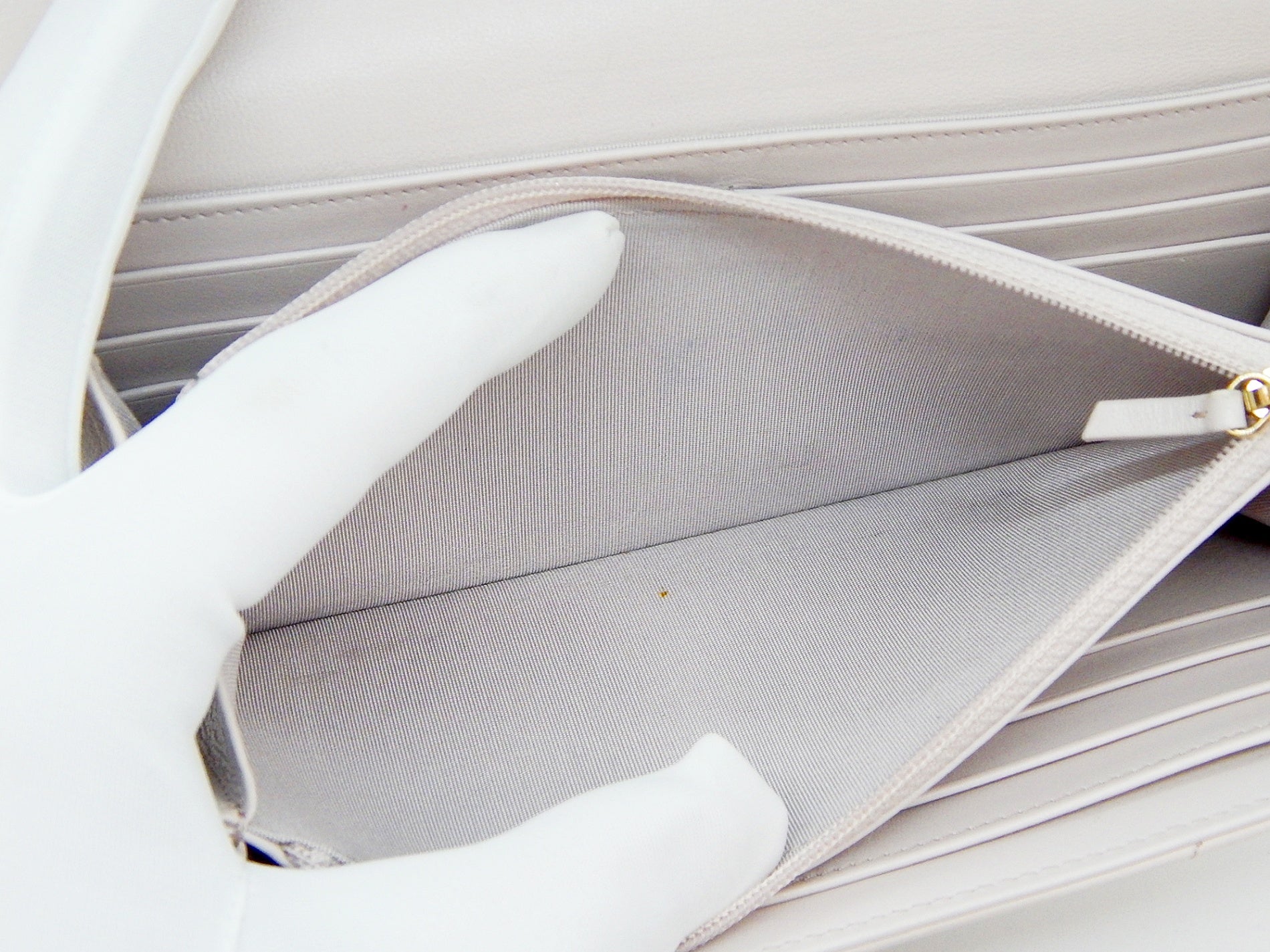 CHANEL19 (シャネル) ロングフラップ ウォレット ピンク 長財布 - 安心保証・業界最安値の販売 福助