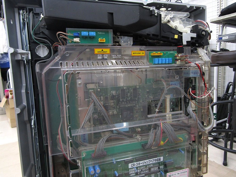 パチンコ実機 CRスキージャンプペア 中級編 循環加工済み 鍵付き - 安心保証・業界最安値の販売 福助