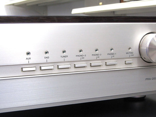 DENON デノン ステレオプリアンプ PRA - 2000Z コントロールアンプ - 安心保証・業界最安値の販売 福助