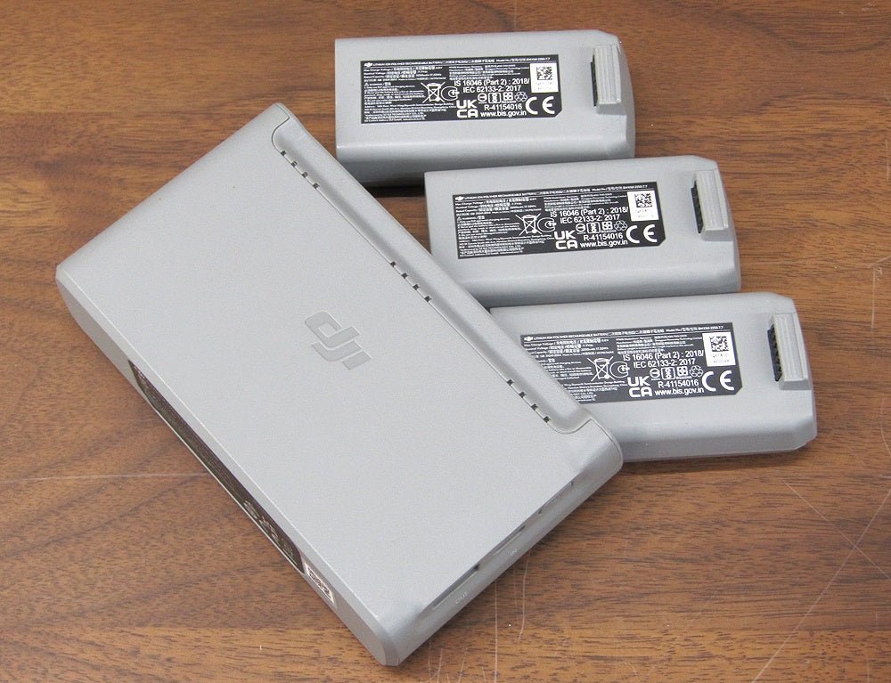 DJI ミニカメラドローン DJI MINI 2 SE ミニカメラドローン 折りたたみ式 機体重量：約246g - 電動工具・楽器・ブランド・住設家電も総合リユース｜リサイクルショップ福助