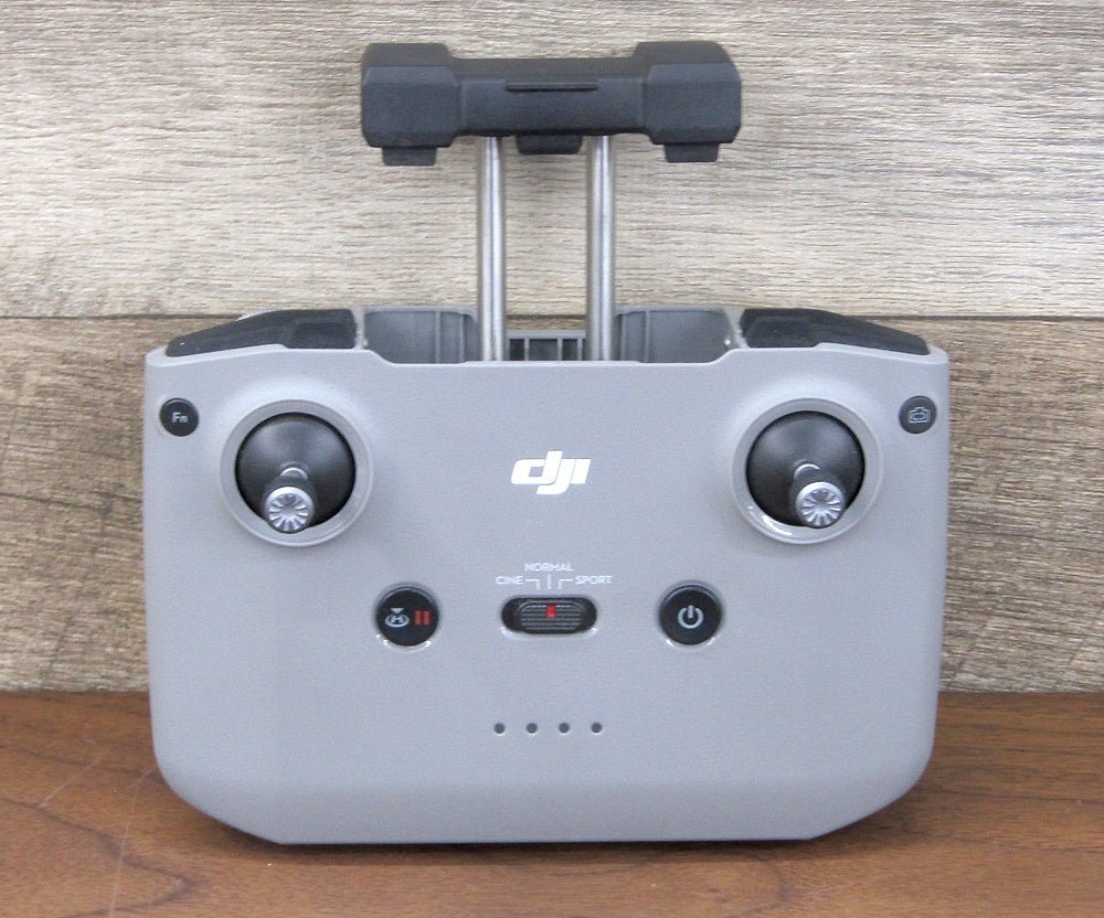 DJI ミニカメラドローン DJI MINI 2 SE ミニカメラドローン 折りたたみ式 機体重量：約246g - 電動工具・楽器・ブランド・住設家電も総合リユース｜リサイクルショップ福助