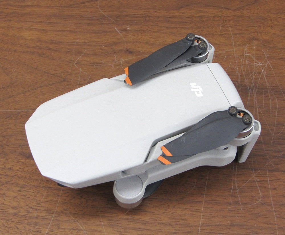DJI ミニカメラドローン DJI MINI 2 SE ミニカメラドローン 折りたたみ式 機体重量：約246g - 電動工具・楽器・ブランド・住設家電も総合リユース｜リサイクルショップ福助