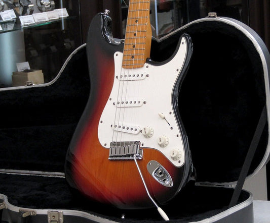 Fender USA American Standard Stratocaster 3Tone Sunburst フェンダー ギター - 電動工具・楽器・ブランド・住設家電も総合リユース｜リサイクルショップ福助