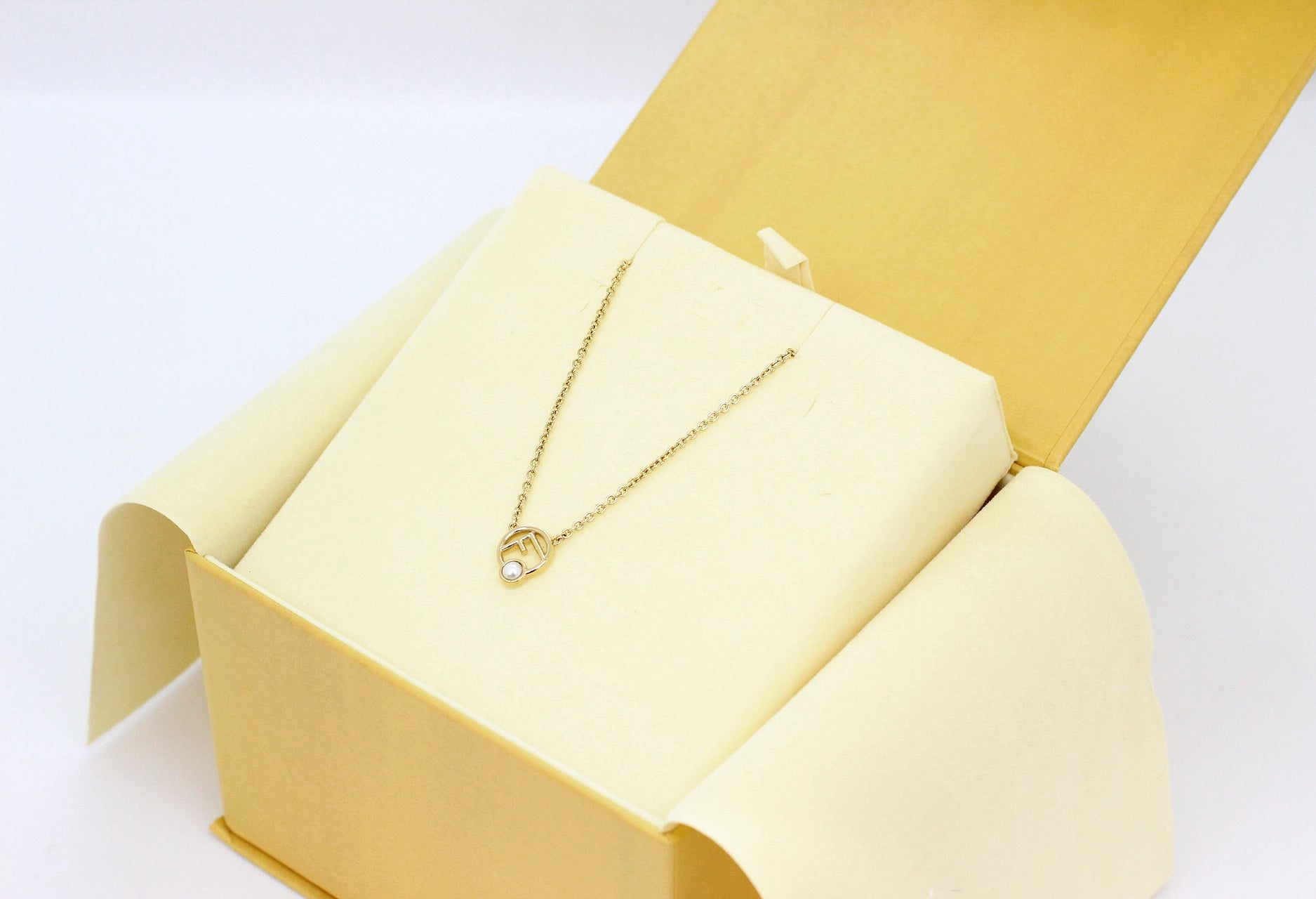 FENDI(フェンディ) F IS FENDI ネックレス ゴールド 8AK324 A5TO F09Z - 安心保証・業界最安値の販売 福助