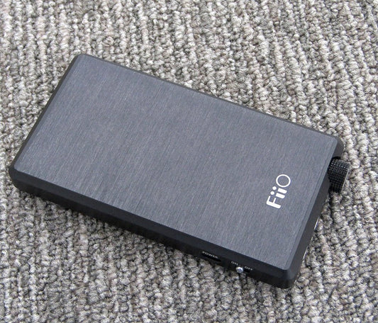 Fiio E12 Mont Blanc ポータブルヘッドホンアンプ OYAIDE/オヤイデ - 電動工具・楽器・ブランド・住設家電も総合リユース｜リサイクルショップ福助