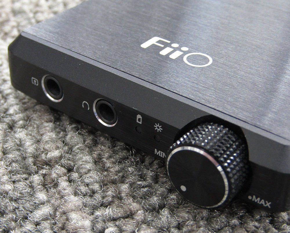 Fiio E12 Mont Blanc ポータブルヘッドホンアンプ OYAIDE/オヤイデ - 電動工具・楽器・ブランド・住設家電も総合リユース｜リサイクルショップ福助