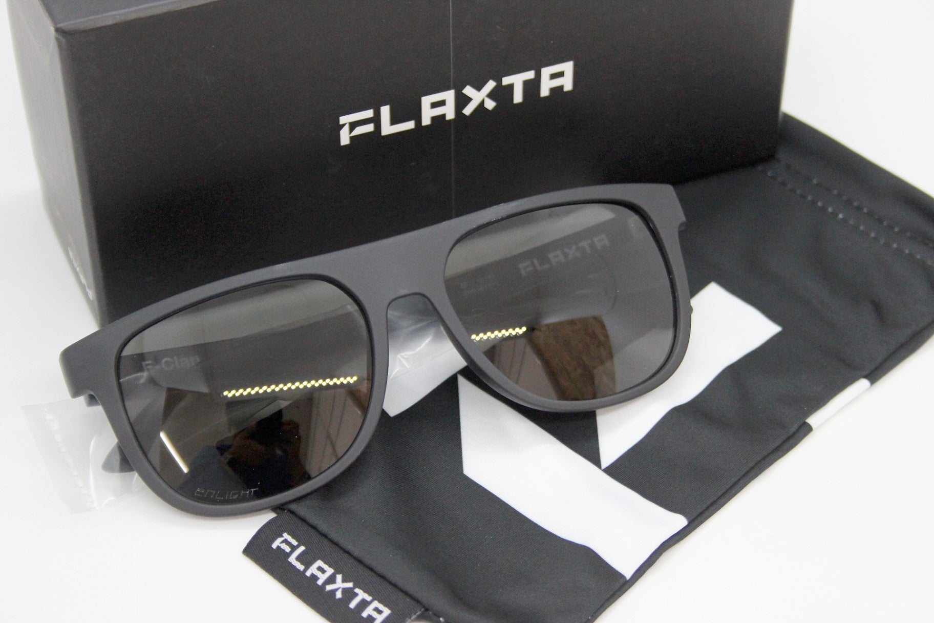 FLAXTA(フラクスタ) F - Clan Black 30200 1010 サングラス ユニセックス ブラック/黒 - 安心保証・業界最安値の販売 福助