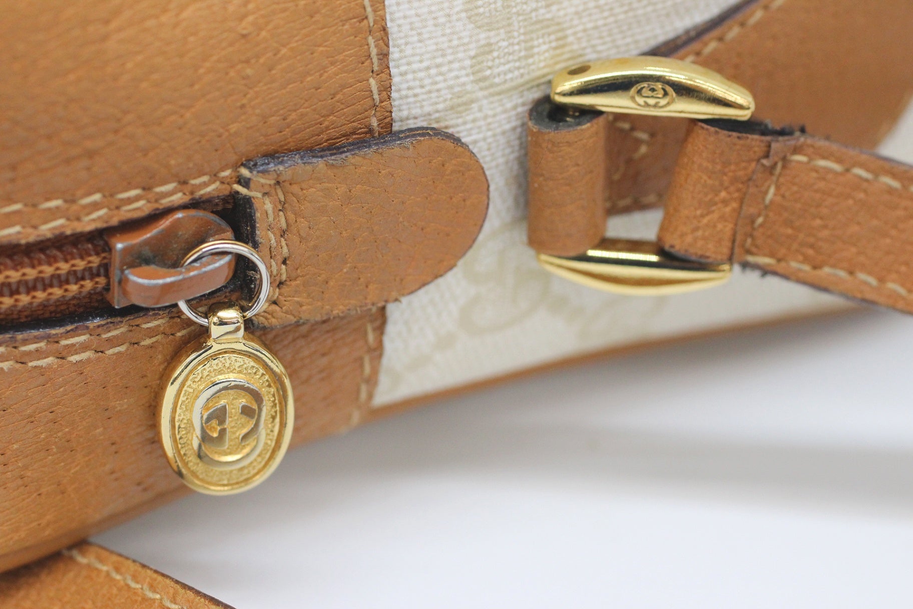 GUCCI(グッチ) オールドグッチ シェリー ショルダーバッグ 001 56 6472 8031 - 安心保証・業界最安値の販売 福助