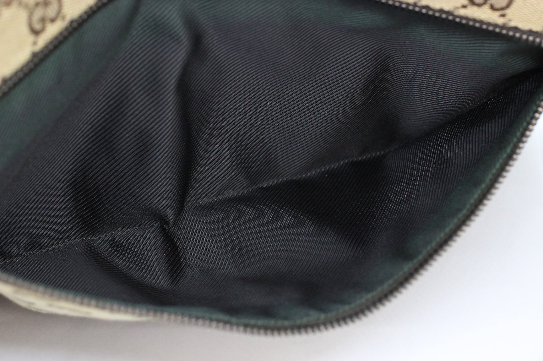GUCCI(グッチ) ウエストバッグ 28566 GGキャンバス ボディバッグ - 電動工具・楽器・ブランド・住設家電も総合リユース｜リサイクルショップ福助
