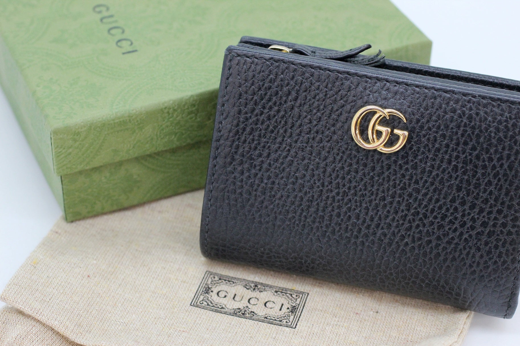 GUCCI(グッチ) コンパクトウォレット 772738 AAC1P 1061 ダブルG 二つ折りウォレット 日本限定モデル - 安心保証・業界最安値の販売 福助