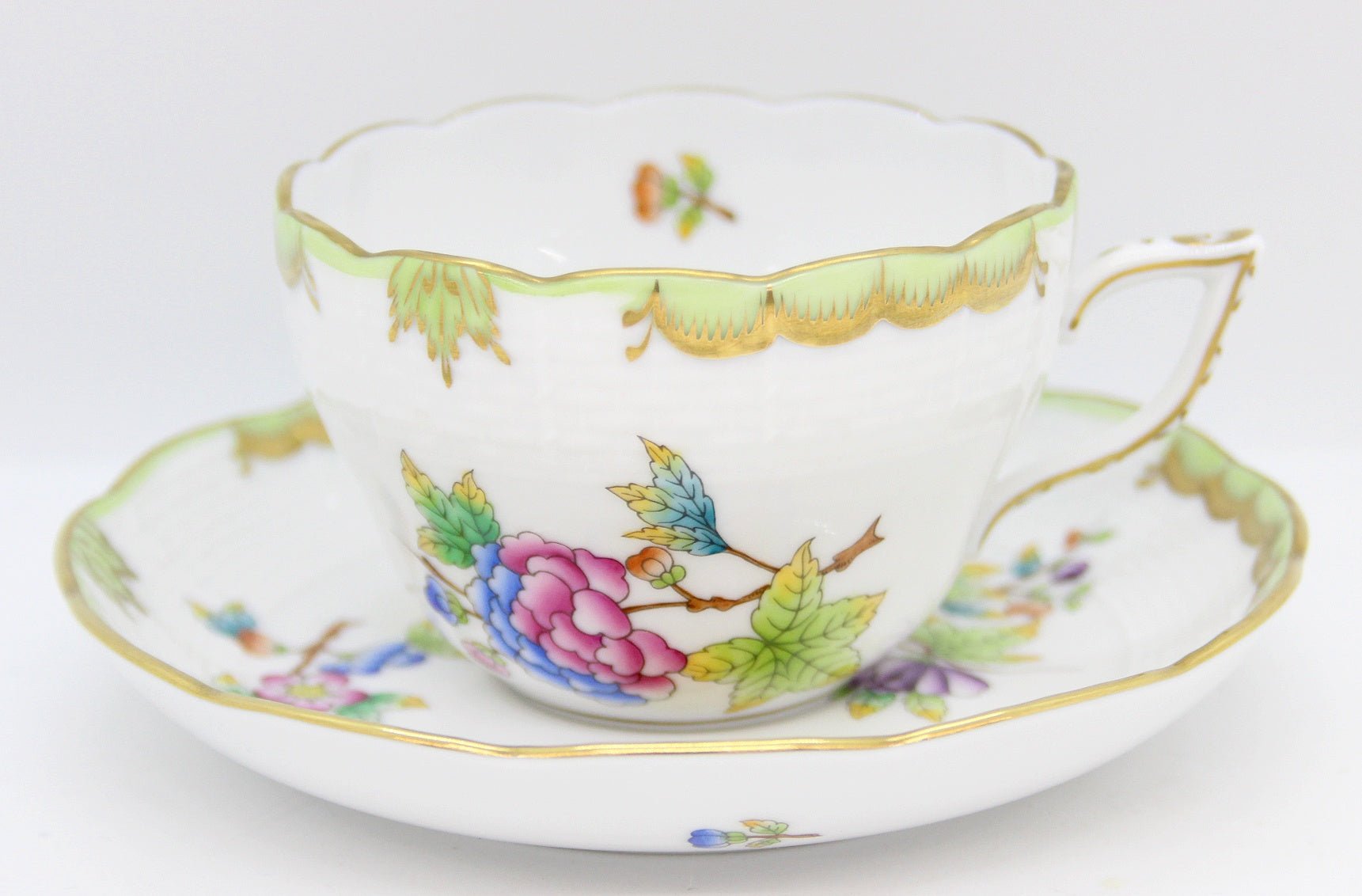 HEREND(ヘレンド) ビクトリアブーケ ティーカップ＆ソーサー 200ml - 安心保証・業界最安値の販売 福助