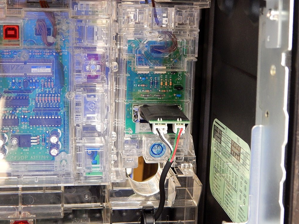 パチスロ実機 HEY!エリートサラリーマン鏡 スマスロユニット搭載 100V対応 ボリューム調整有り 大都技研 - 安心保証・業界最安値の販売 福助