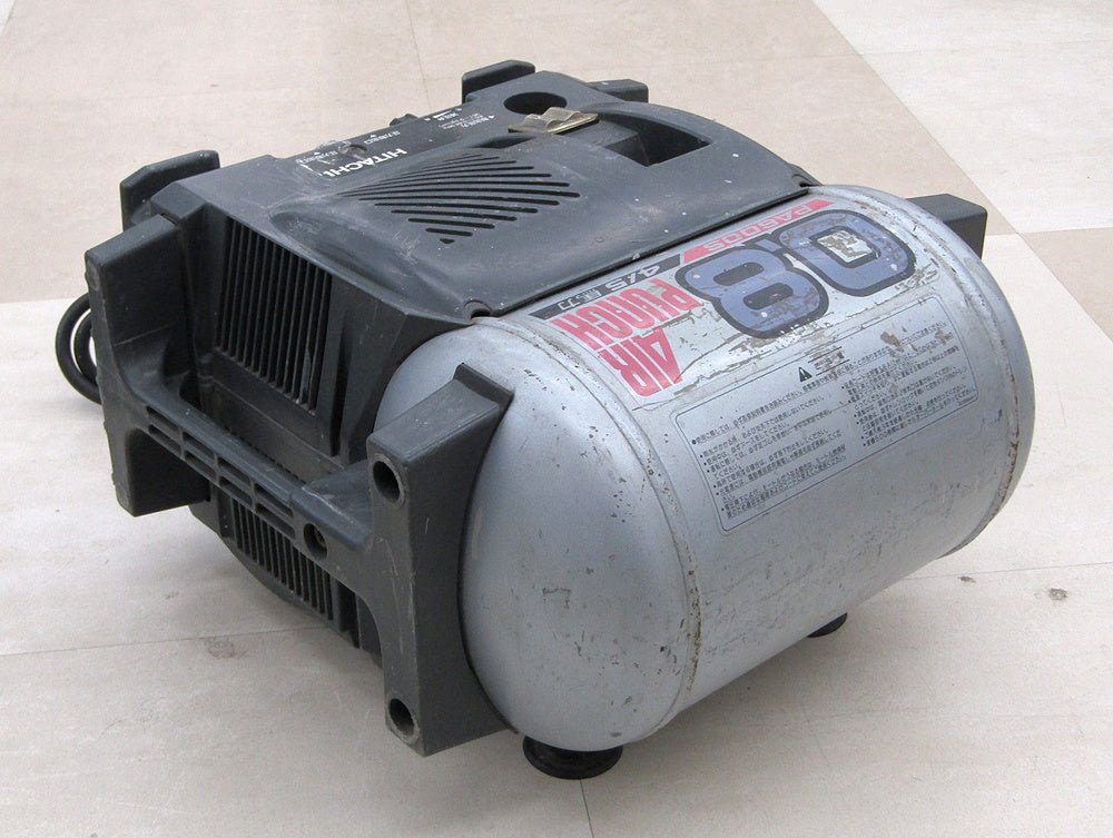 HITACHI 日立工機 4/5馬力 エアーコンプレッサー ベビコン PA600S 50Hz専用 主に釘打ち機用 - 電動工具・楽器・ブランド・住設家電も総合リユース｜リサイクルショップ福助