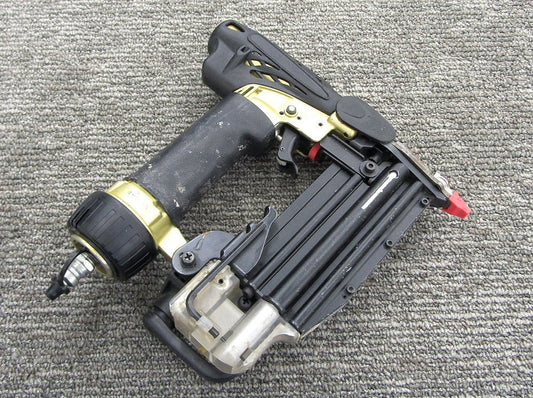 HITACHI 日立工機 55mm高圧ピン釘打機 NP55HM 電動工具 ピンネイラ - 電動工具・楽器・ブランド・住設家電も総合リユース｜リサイクルショップ福助
